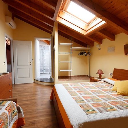 Il Gelsomino Bed & Breakfast Ferno Bilik gambar