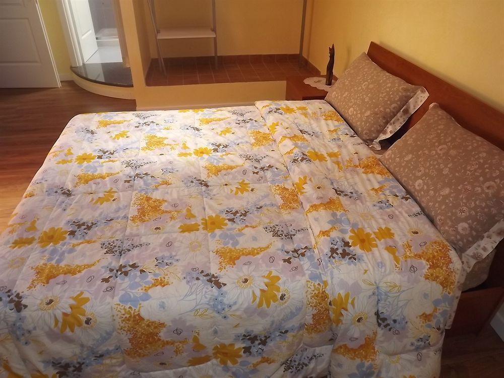 Il Gelsomino Bed & Breakfast Ferno Luaran gambar