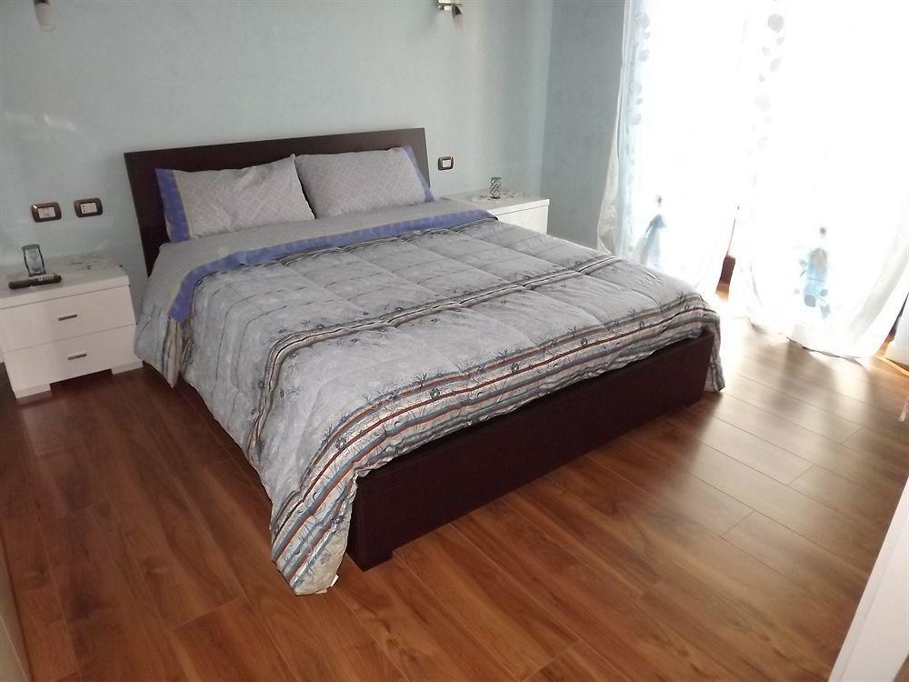 Il Gelsomino Bed & Breakfast Ferno Luaran gambar