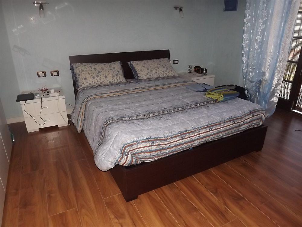 Il Gelsomino Bed & Breakfast Ferno Luaran gambar