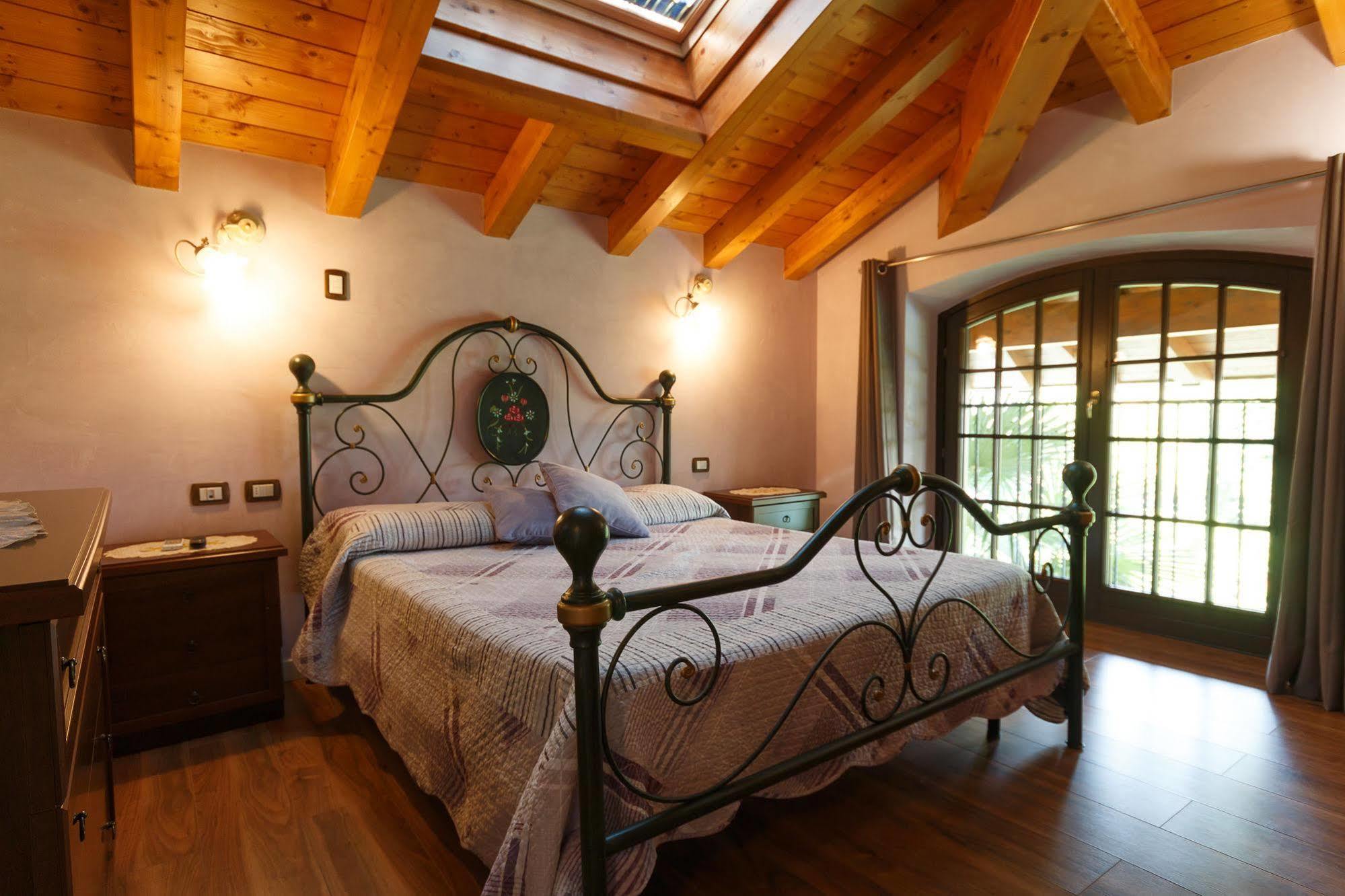 Il Gelsomino Bed & Breakfast Ferno Luaran gambar