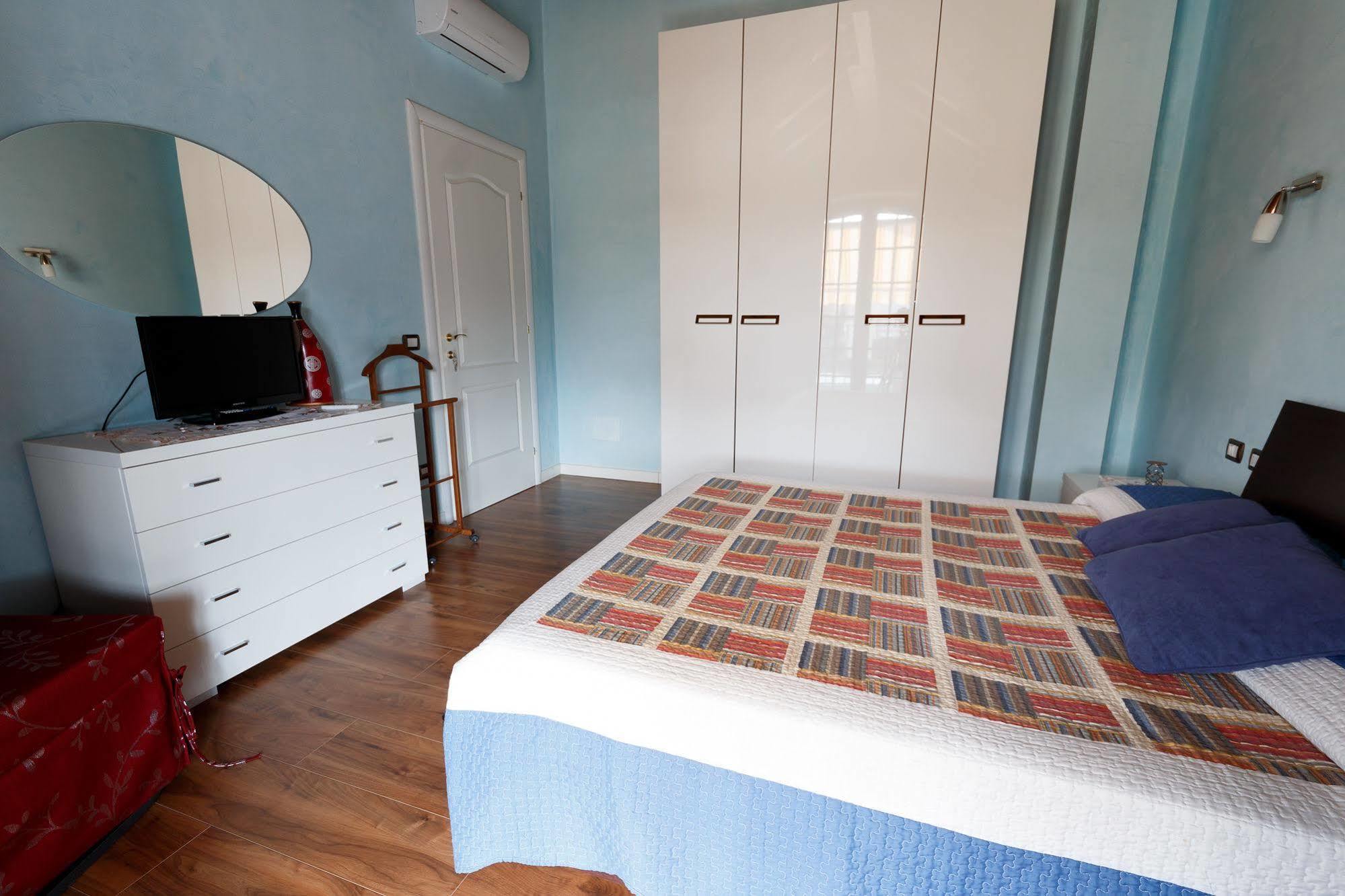 Il Gelsomino Bed & Breakfast Ferno Luaran gambar