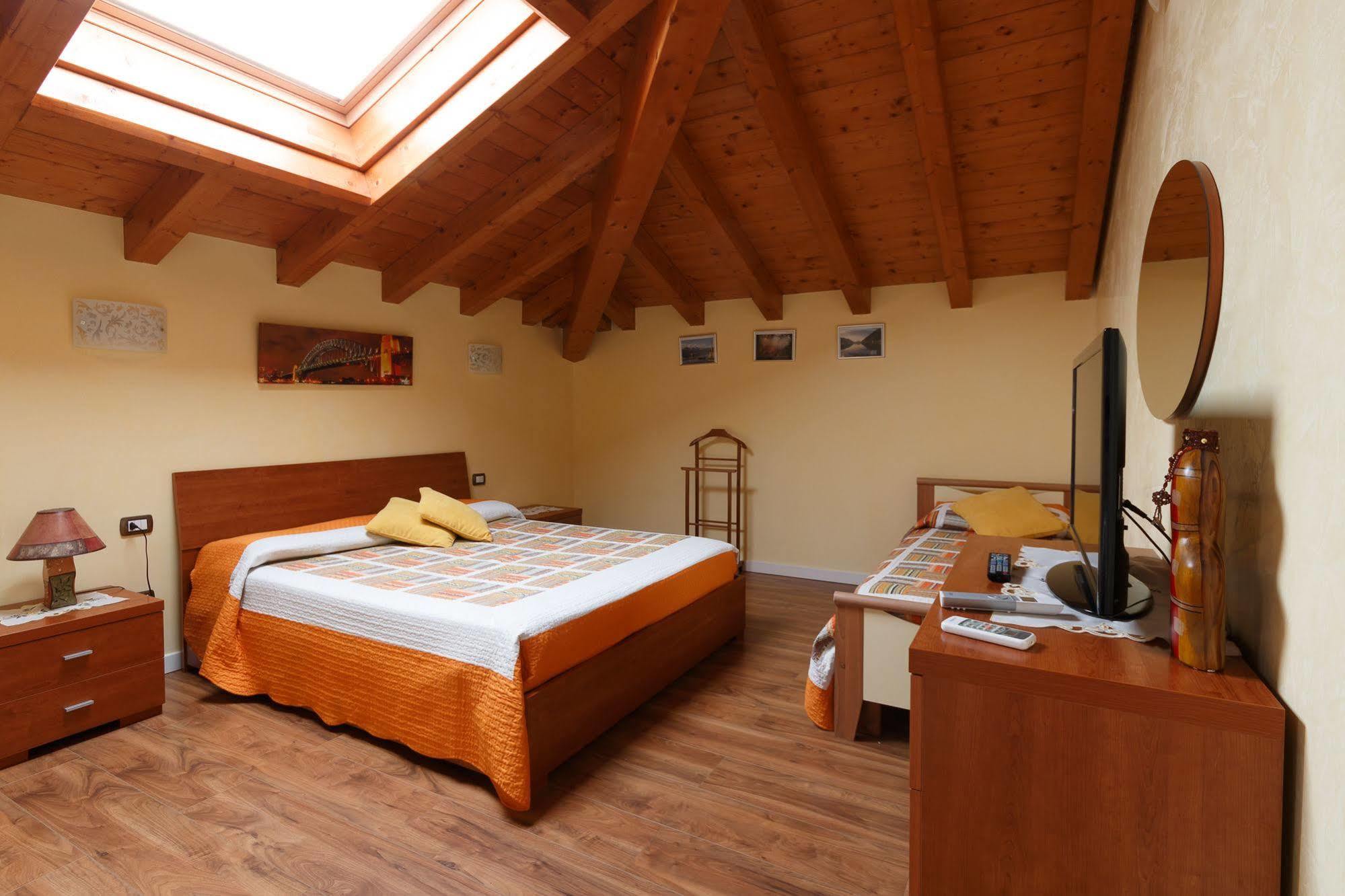 Il Gelsomino Bed & Breakfast Ferno Luaran gambar