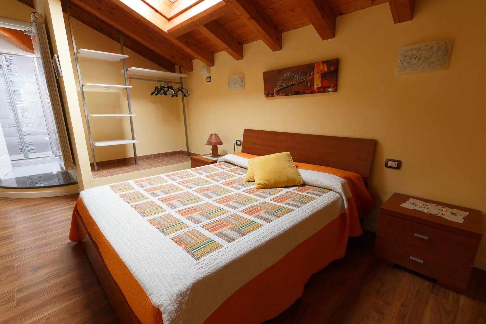 Il Gelsomino Bed & Breakfast Ferno Luaran gambar